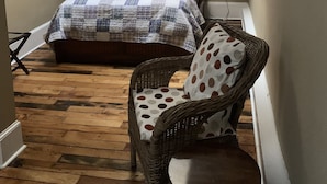 Rom – standard, 1 queensize-seng (Pullman Room 204)