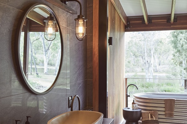 Outback Pavilion | Bathroom | Separate tub and shower, deep soaking tub, free toiletries, hair dryer