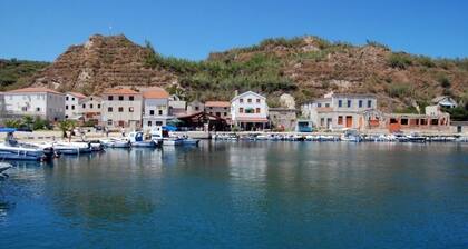 Room 3865-4 for 2 Pers. in Susak