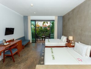 2 bedrooms, in-room safe, iron/ironing board, WiFi