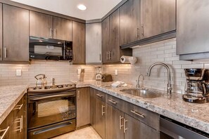 公寓式客房, 2 间卧室 | 私人厨房