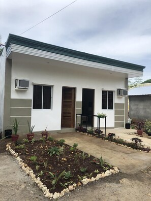 Exterior - Nook Oasis - Room1 w/ High-Speed Internet (Bingag)