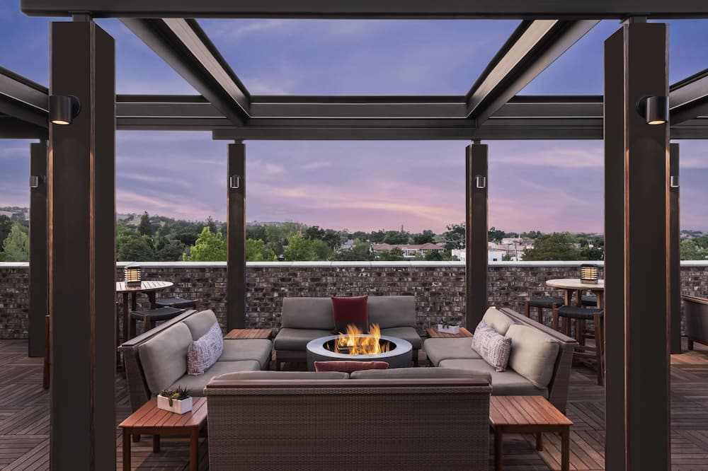 The Piccolo at Paso Robles Inn