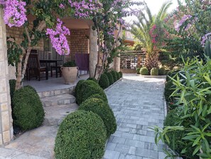 Outdoor dining - Comfortable one bedroom apartment 2+1
max. for 3 persons (Biograd n/m)