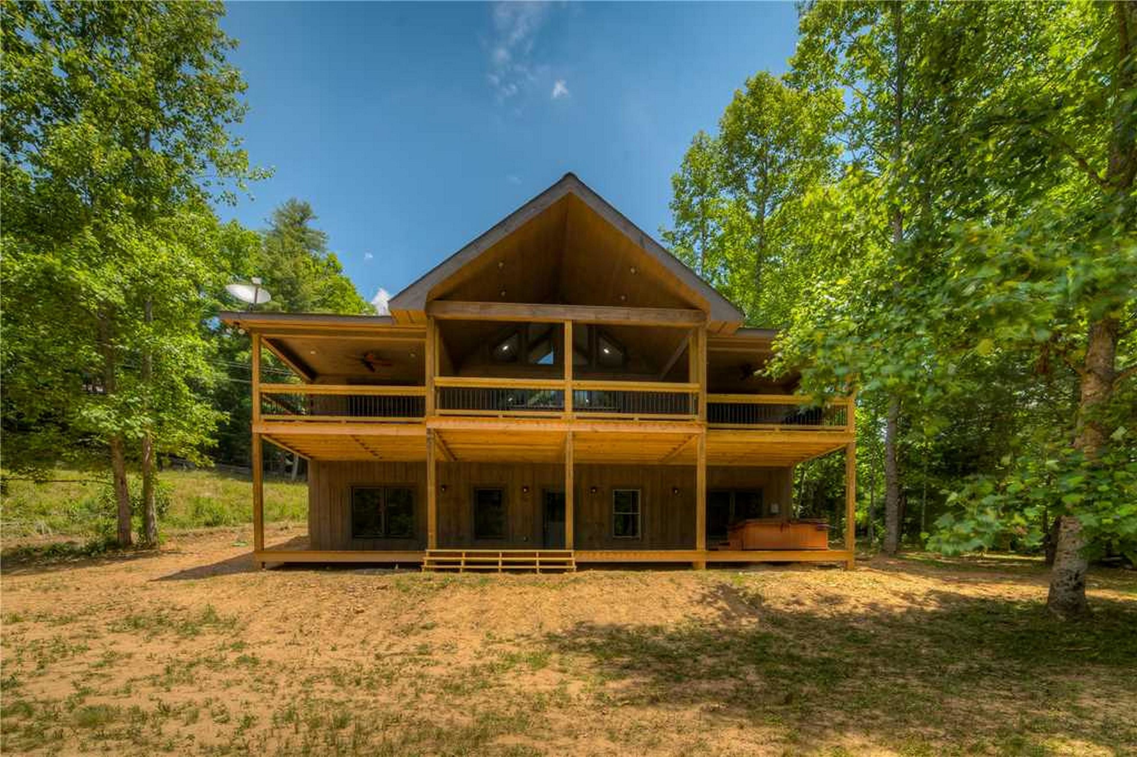 House, 4 Bedrooms | Exterior