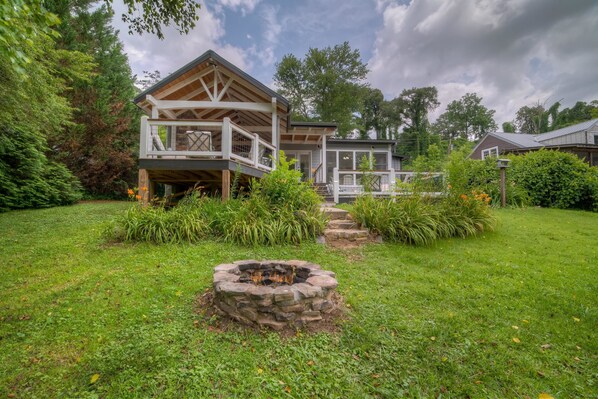 Exterior - Copper Basin River House by Vacasa (McCaysville)