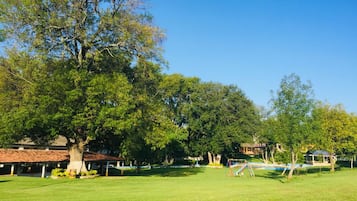 Área de juegos infantiles al aire libre