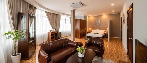 スーペリア ダブルルーム | リビング エリア