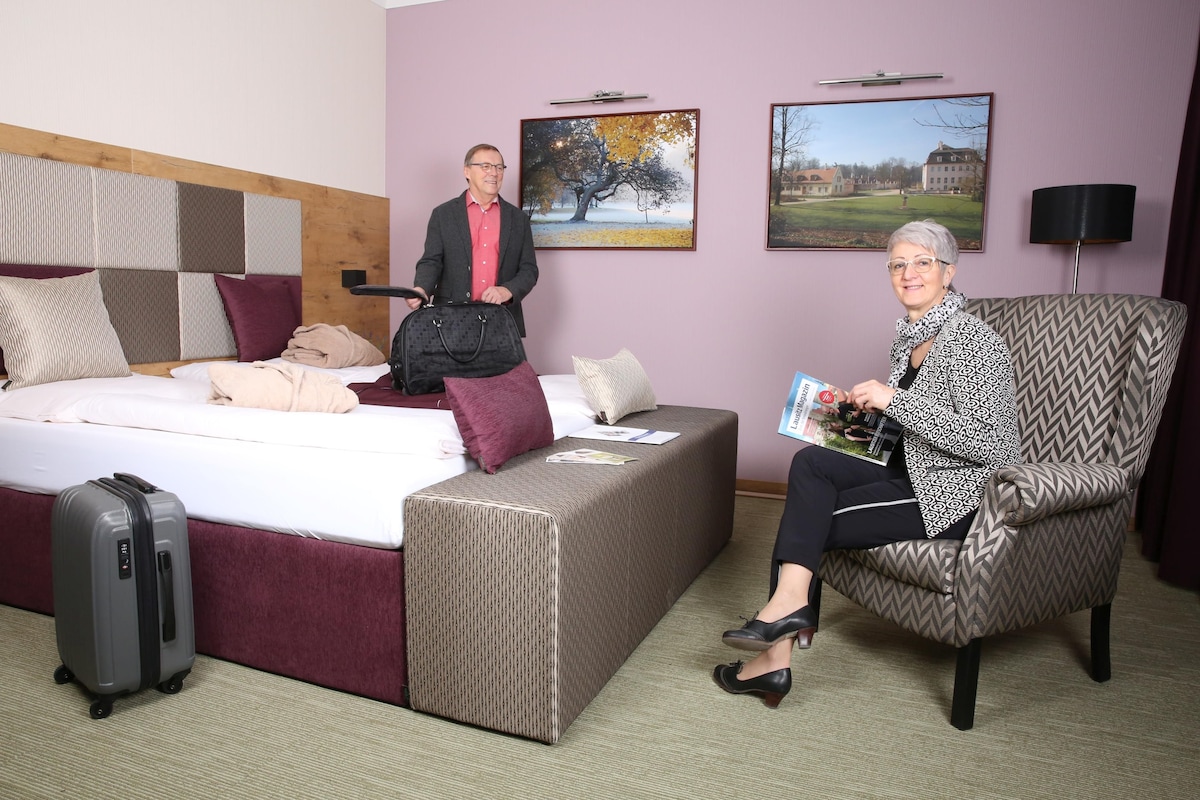 Comfort Room, 2 Twin Beds (Cozy Sitting Corner) | Laptop workspace, soundproofing, iron/ironing board, cribs (surcharge)