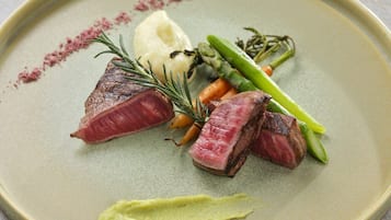 식사 및 음료