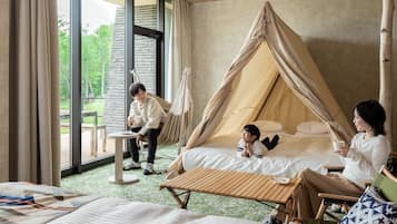 Treehouse Room, Non Smoking (Newly Built in April 2026) | Free WiFi