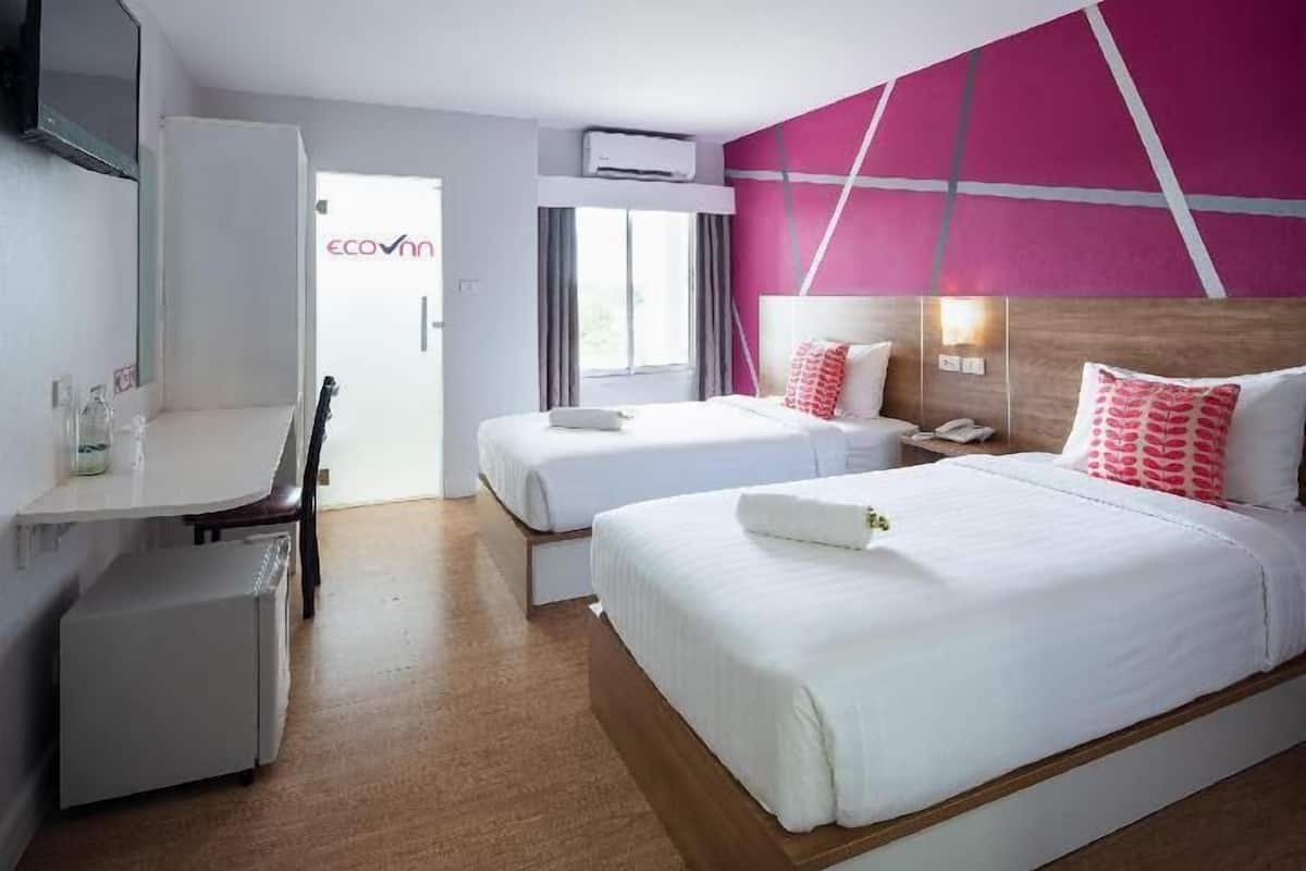 Desk, laptop workspace, free WiFi, bed sheets