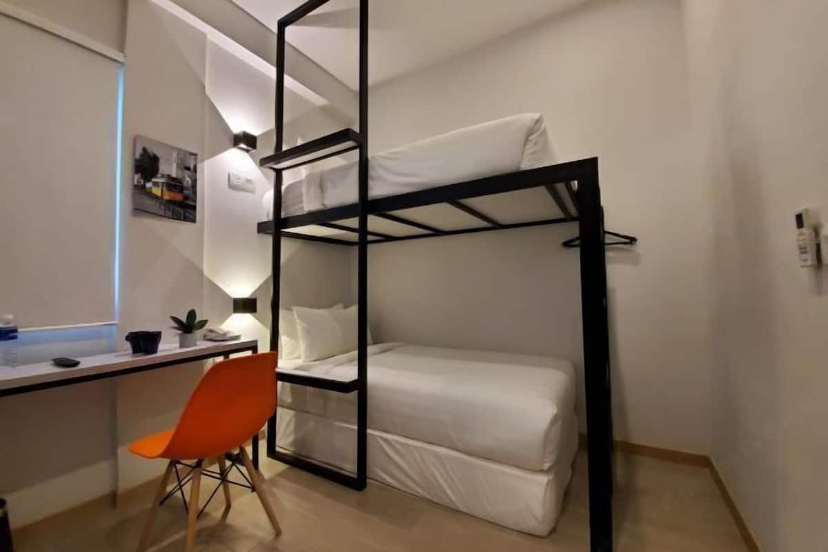 Desk, iron/ironing board, free WiFi, bed sheets