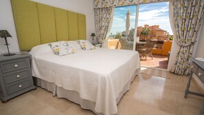 2 bedrooms, iron/ironing board, free WiFi, bed sheets - Los Granados de la Duquesa 2022 (Manilva)