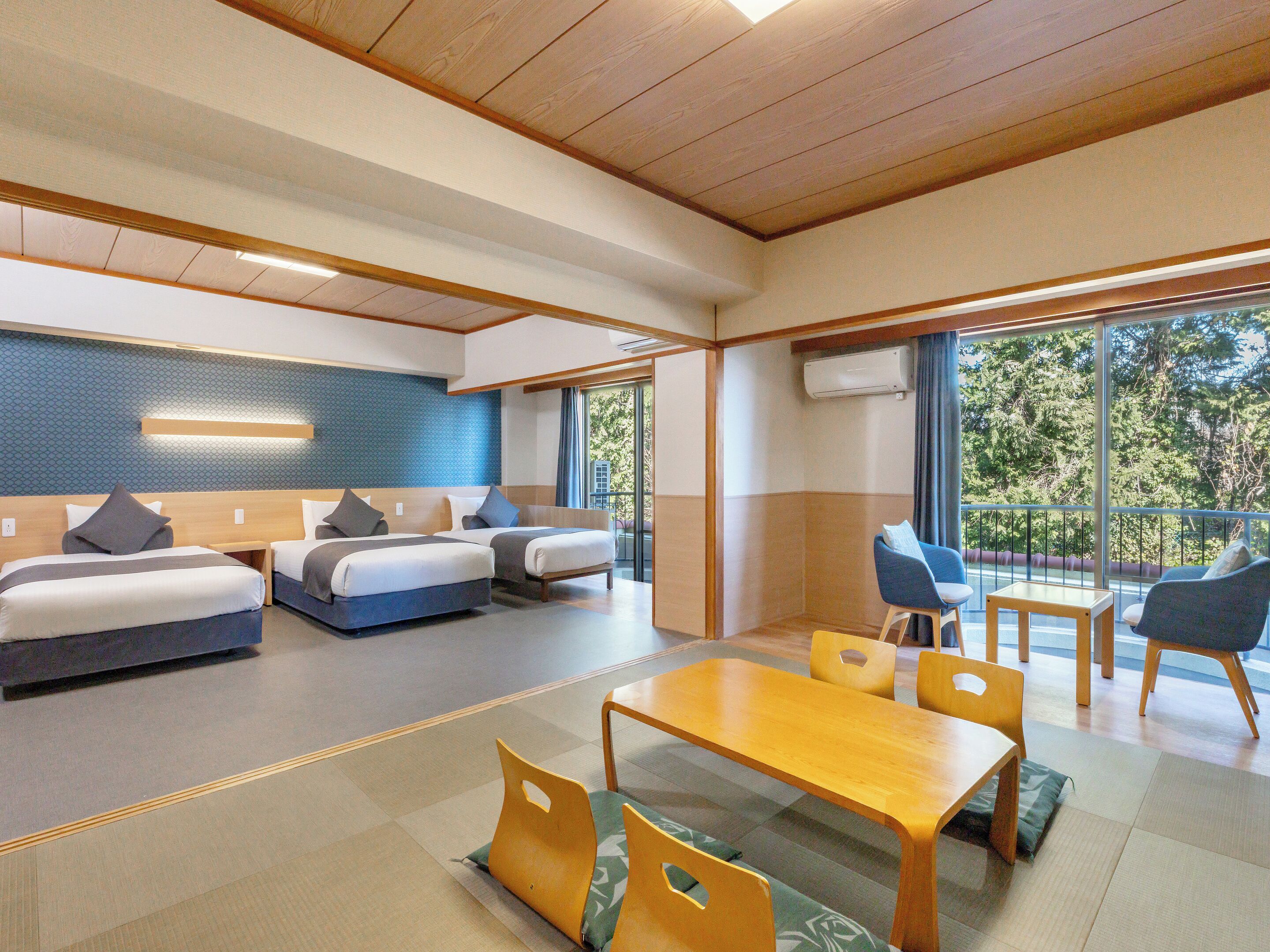 Rom (Japanese-Western-Style) | Minibar (inkludert), safe på rommet, skrivebord og blendingsgardiner