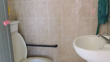 Shower, towels, soap, shampoo
