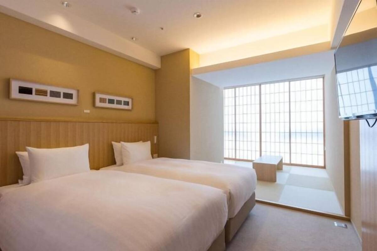 In-room safe, iron/ironing board, free WiFi, bed sheets