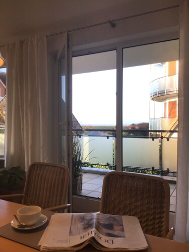 4 Personen-strandnah-Balkon Seeseite-Parkplatz-WLAN