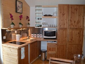 Fridge, microwave, oven, dishwasher - Cozy 3 rooms with mezzanine, 6 ppl, Champagny-en-Vanoise (Champagny-en-Vanoise)
