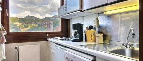 Réfrigérateur, lave-vaisselle