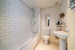 Douche, sèche-cheveux