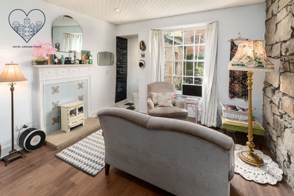 TV, peis og kontorer