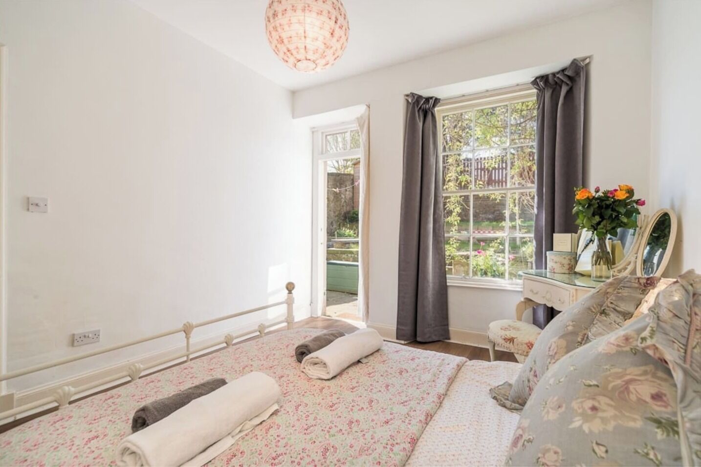 5 soverom, strykejern/-brett, reiseseng for barn og wi-fi