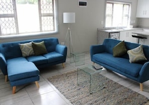 Comfort Apartment | Living room