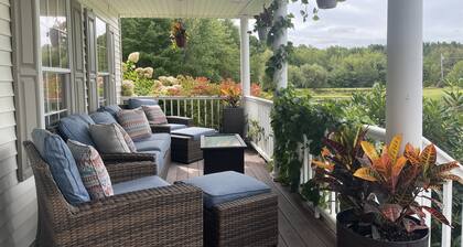 Beautiful Wiscasset Home 5 AC units, sleeps 16