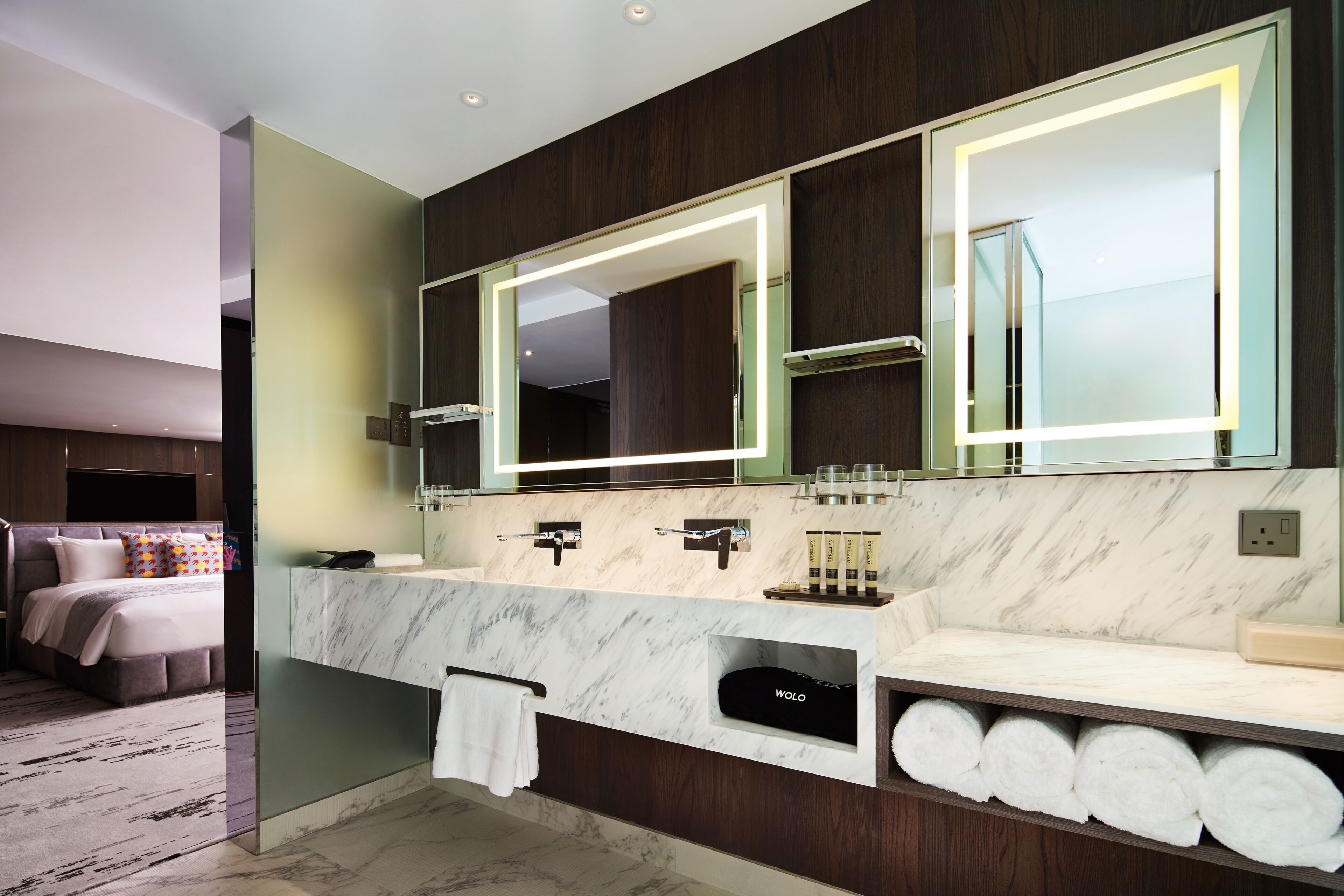 wolo suite with window | bathroom amenities | shower, hair dryer, bathrobes, slippers