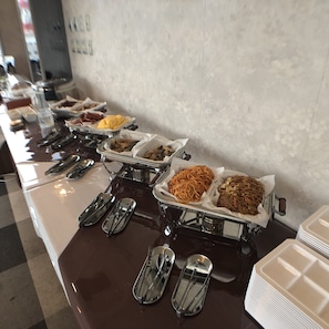 A buffet line with various dishes and utensils. - Hotel Tsuchiura Kandatsu Hills (Tsuchiura)