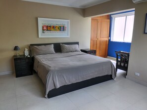 2 bedrooms, in-room safe, iron/ironing board, WiFi - C6 2 BR Ocean View Penthouse No Car Needed (Sosúa)