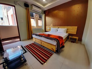 標準客房 | 遮光窗簾/窗簾、熨斗/熨衫板、摺床/加床 (收費)、免費 Wi-Fi