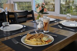 ห้องอาหารเช้า