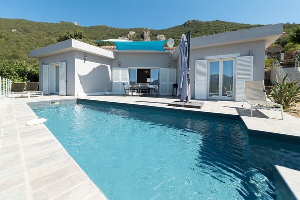 Outdoor pool, a heated pool