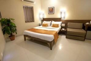 Phòng 3 Deluxe, 2 phòng ngủ | Nệm cao su hoạt tính (memory foam), trang trí khác biệt 