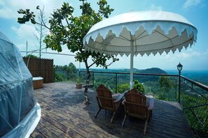Luxury Double Room | Balcony