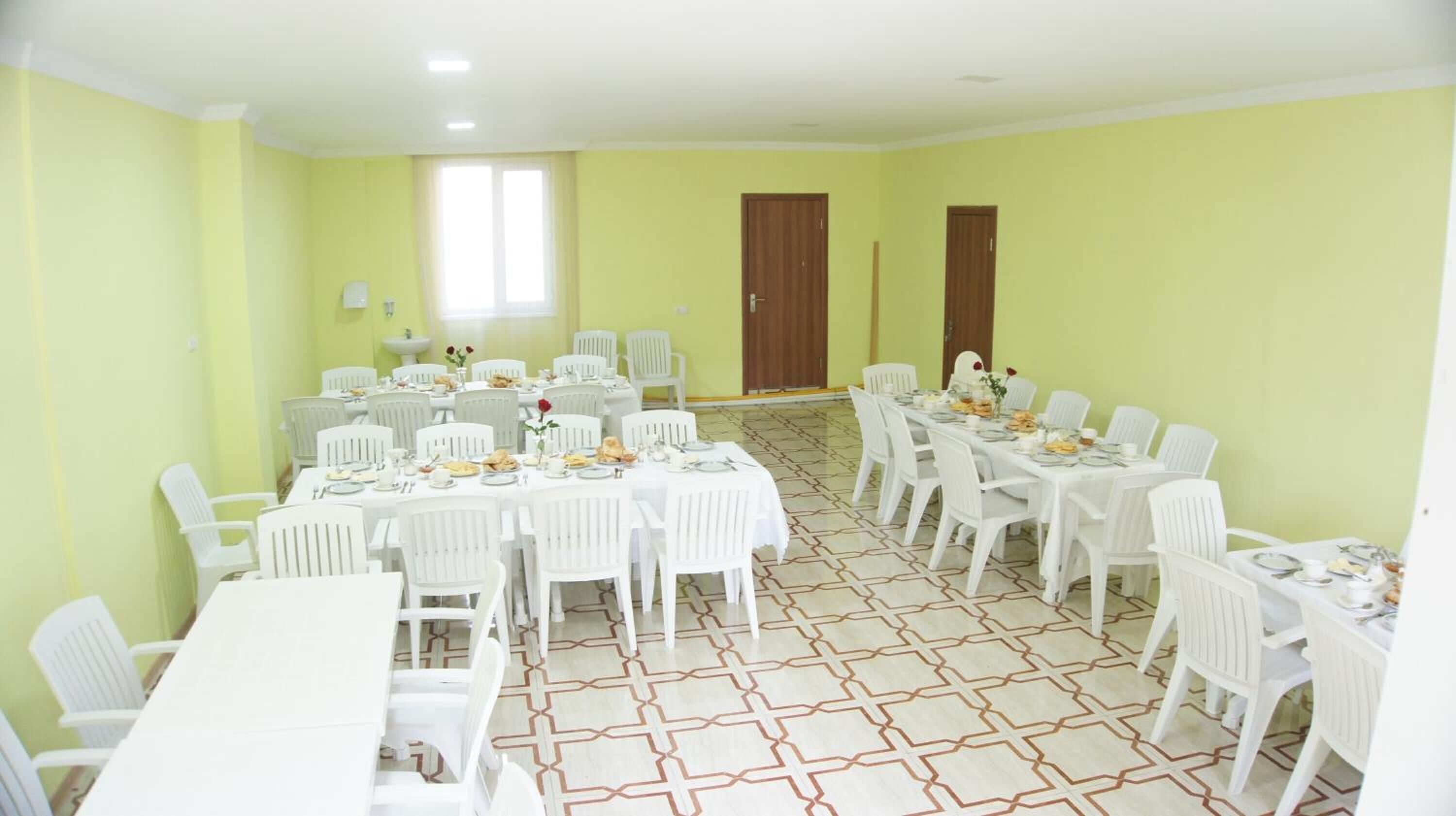 Banquet hall