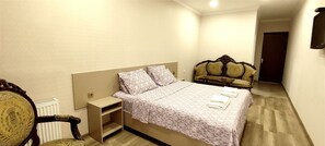 舒適雙人或雙床房 | 熨斗/熨衣板、免費無線上網、床單