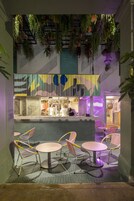 Breakfast, lunch, dinner served; American cuisine 