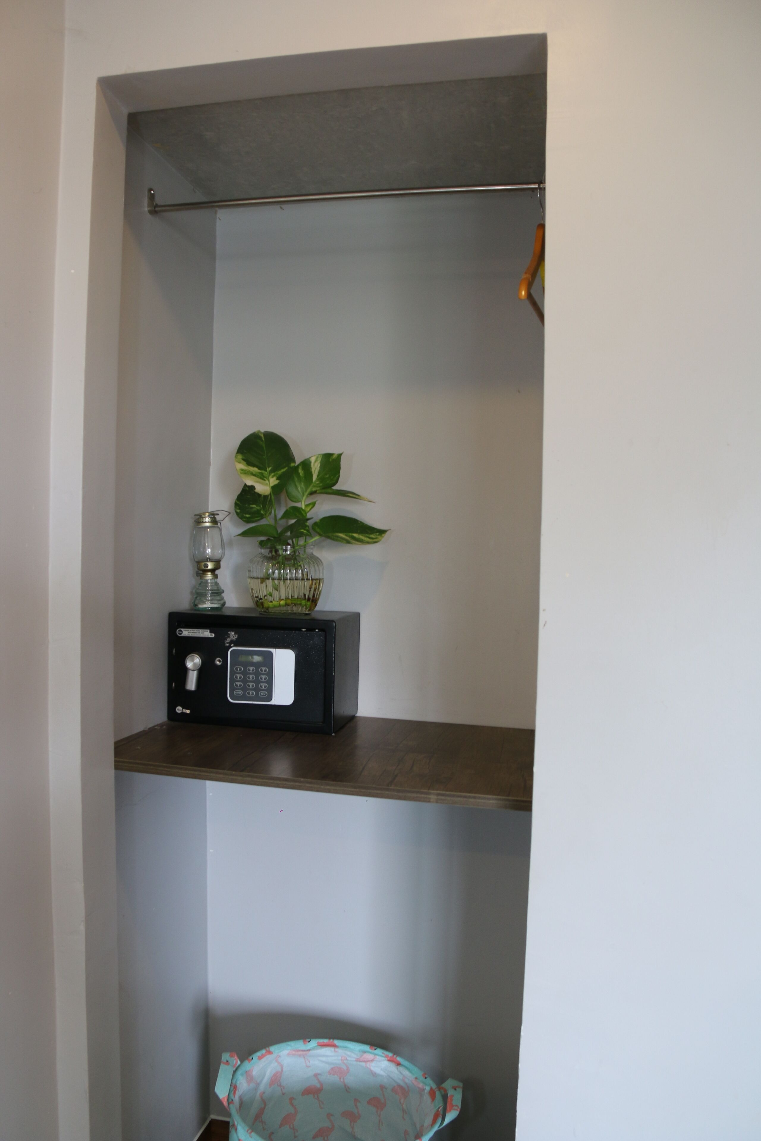 City Balcony Room | Safe