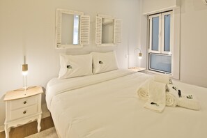 1 chambre, fer et planche Ă repasser, Wi-Fi gratuit, draps fournis