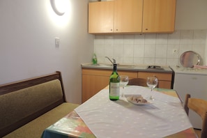 Private kitchenette