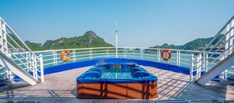 Dragon Bay Cruises