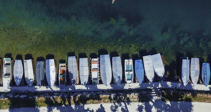 Alpine City Living - TOP 11, City center & balcony