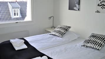 Habitación doble | Muebles diferentes, wifi gratis y ropa de cama