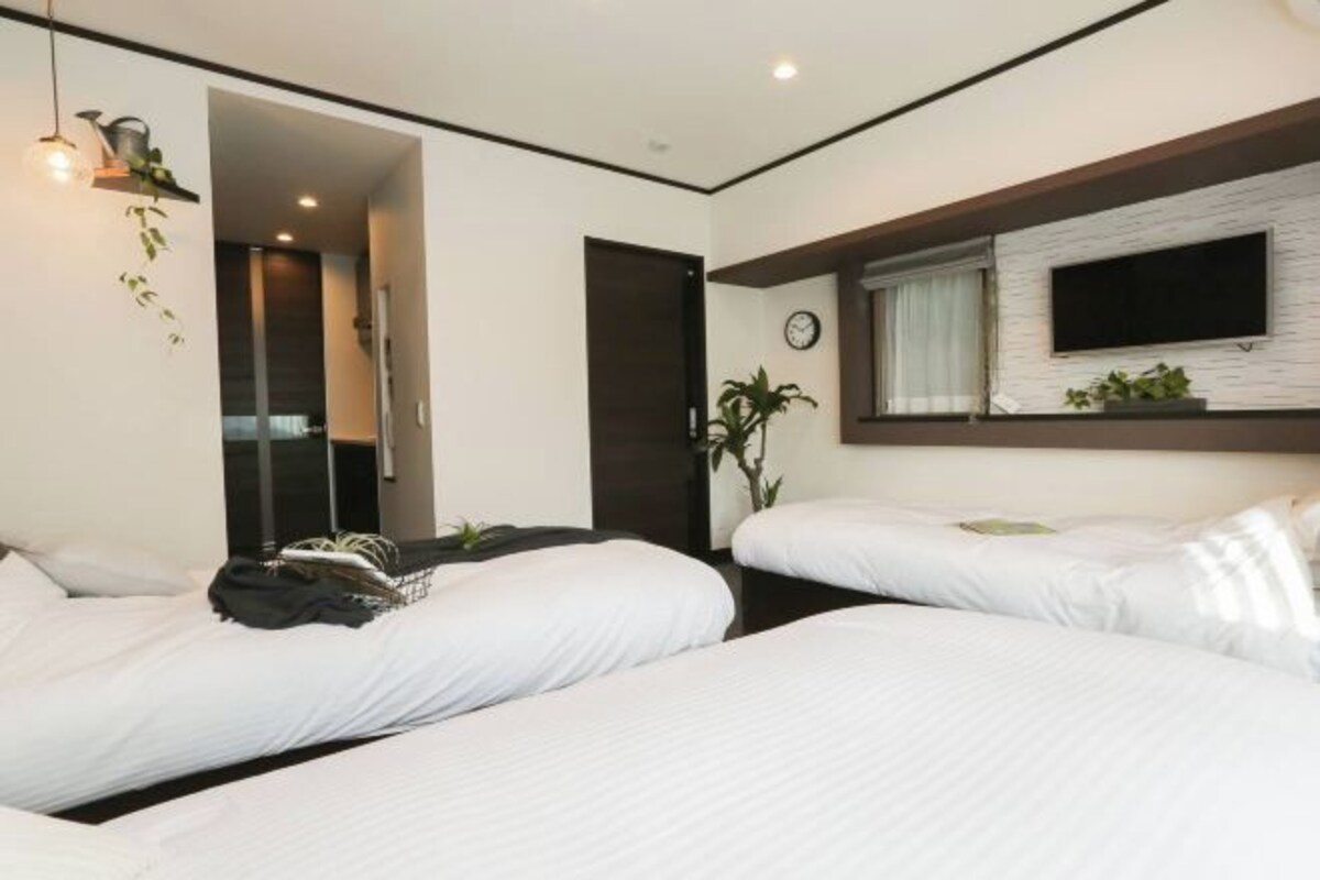 Apartment 301