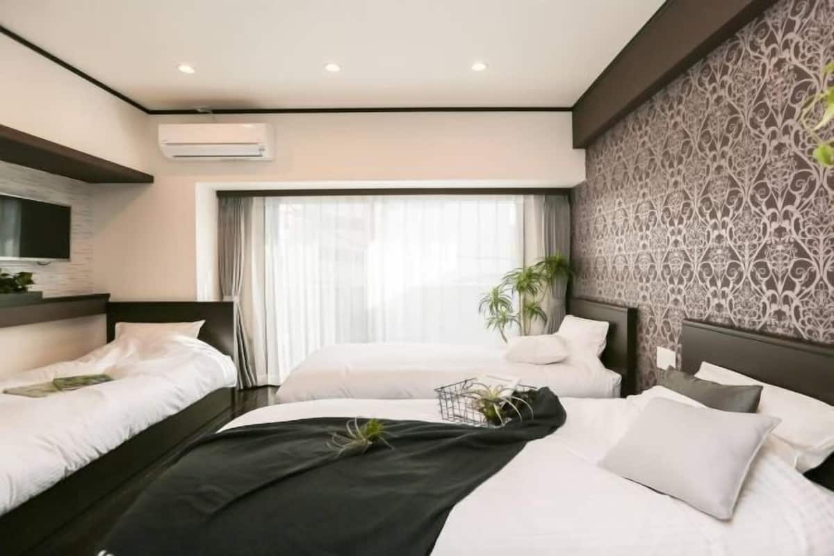 1 bedroom, desk, iron/ironing board, free WiFi