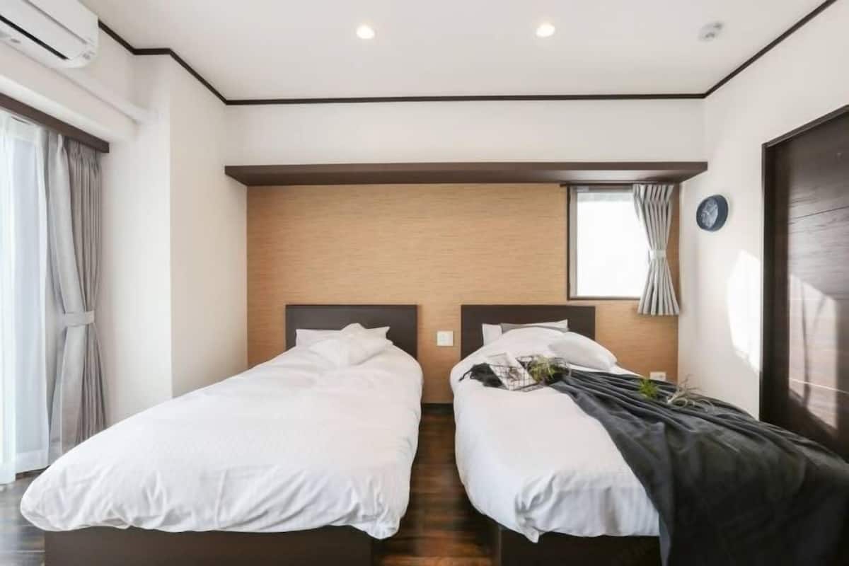 1 bedroom, desk, iron/ironing board, free WiFi