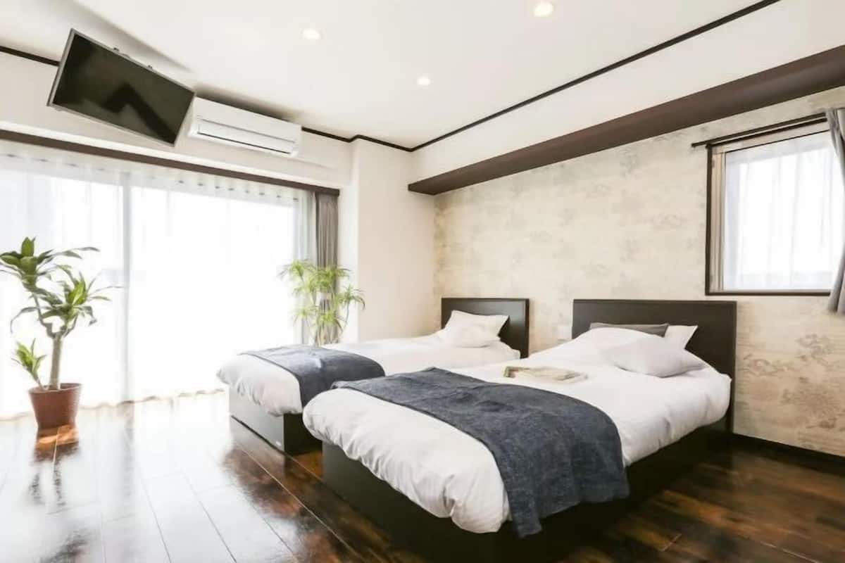 1 bedroom, desk, iron/ironing board, free WiFi